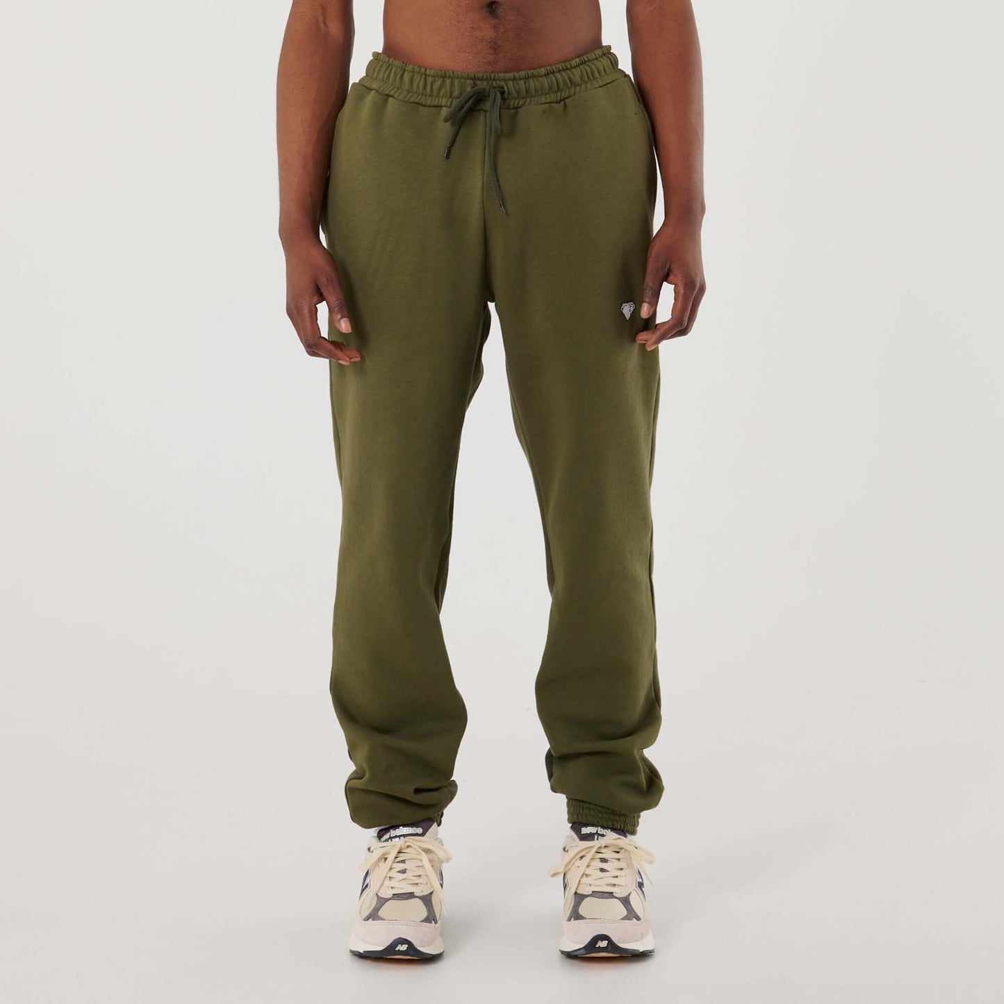 LOGO SWEATPANT ARMY IUTER €36.0