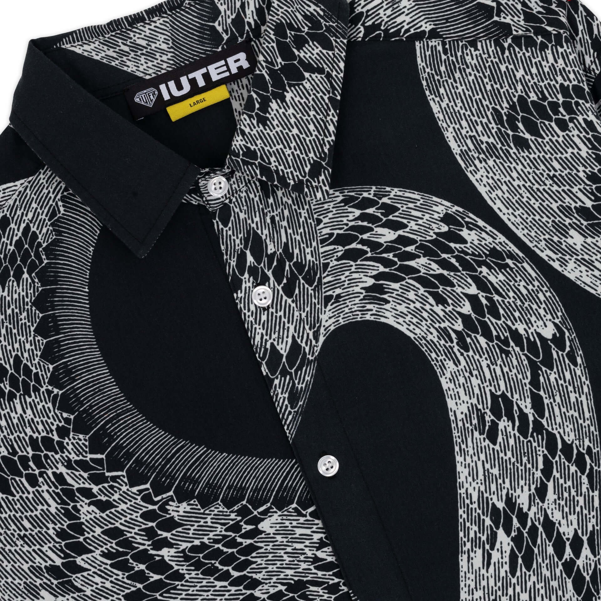 BOA L/S SHIRT BLACK IUTER €40.0