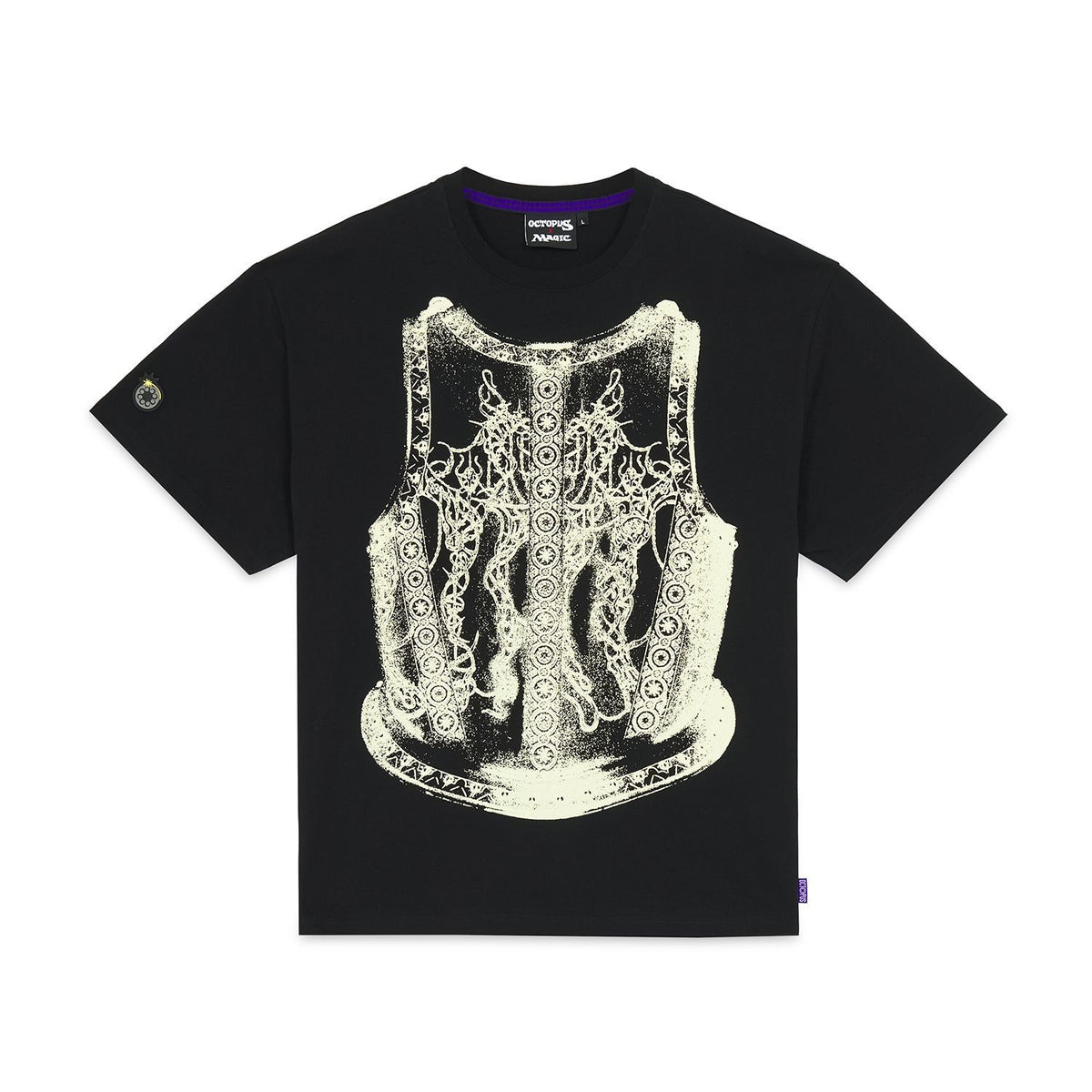 MAGIC: THE GATHERING PLAINS KNIGHT TEE BLACK