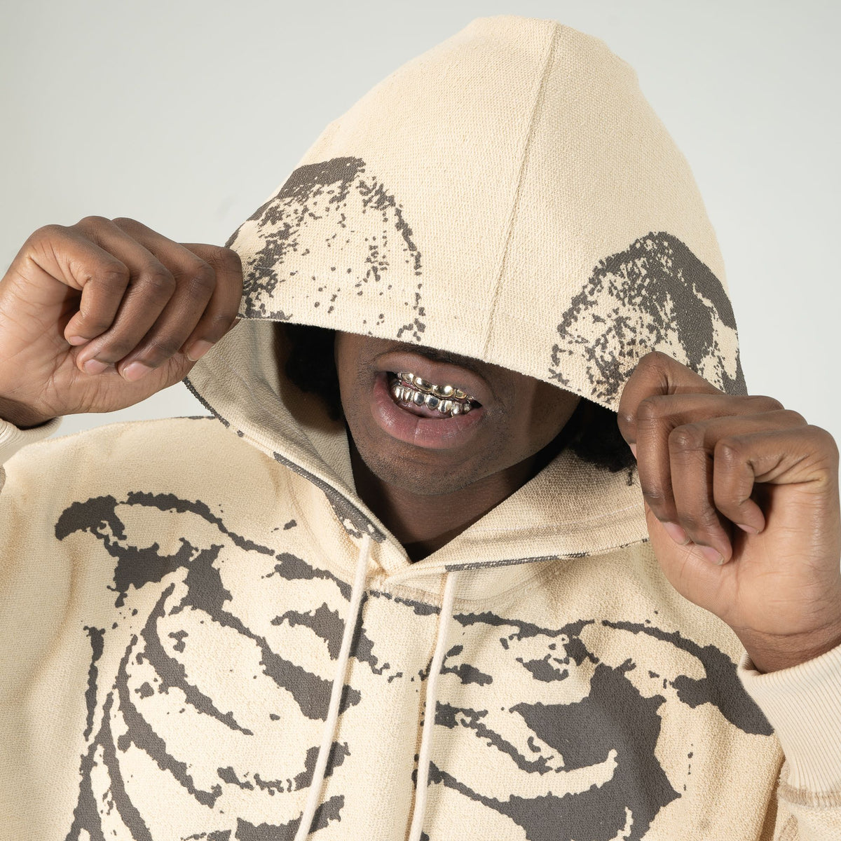 SKELETON HOODIE CREAM