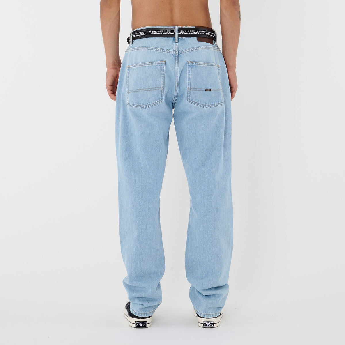 REGULAR DENIM LIGHT BLUE