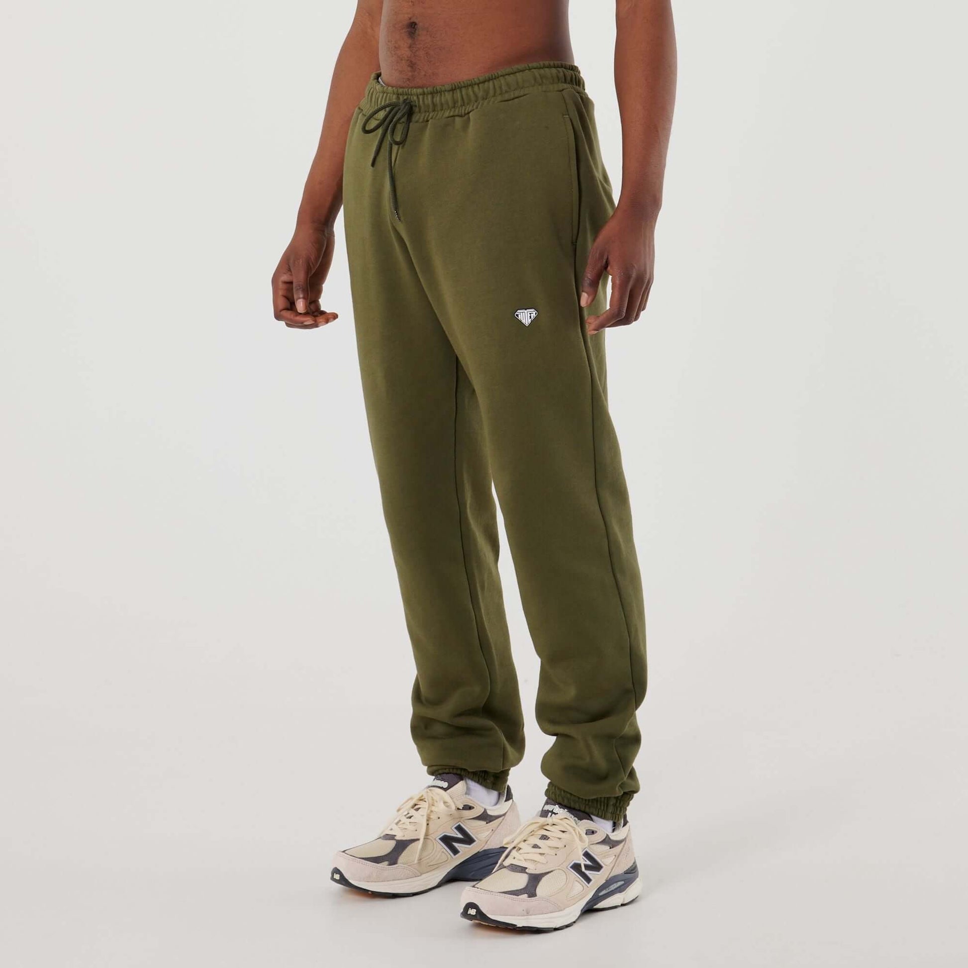 LOGO SWEATPANT ARMY IUTER €36.0