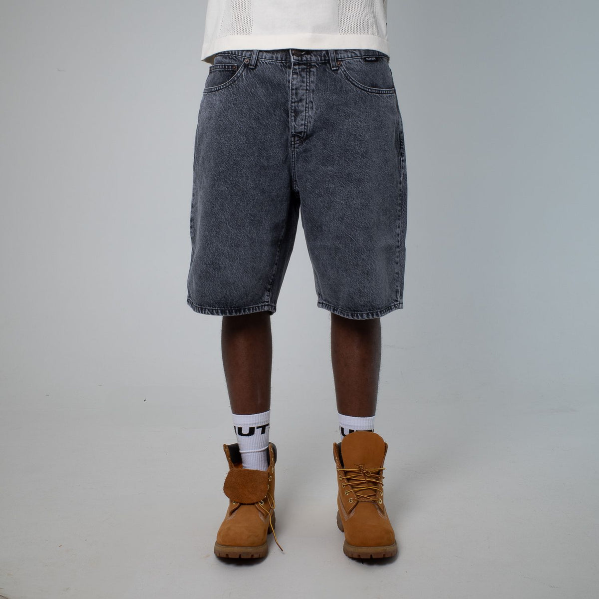 LOOSE DENIM SHORTS GREYBLEACH