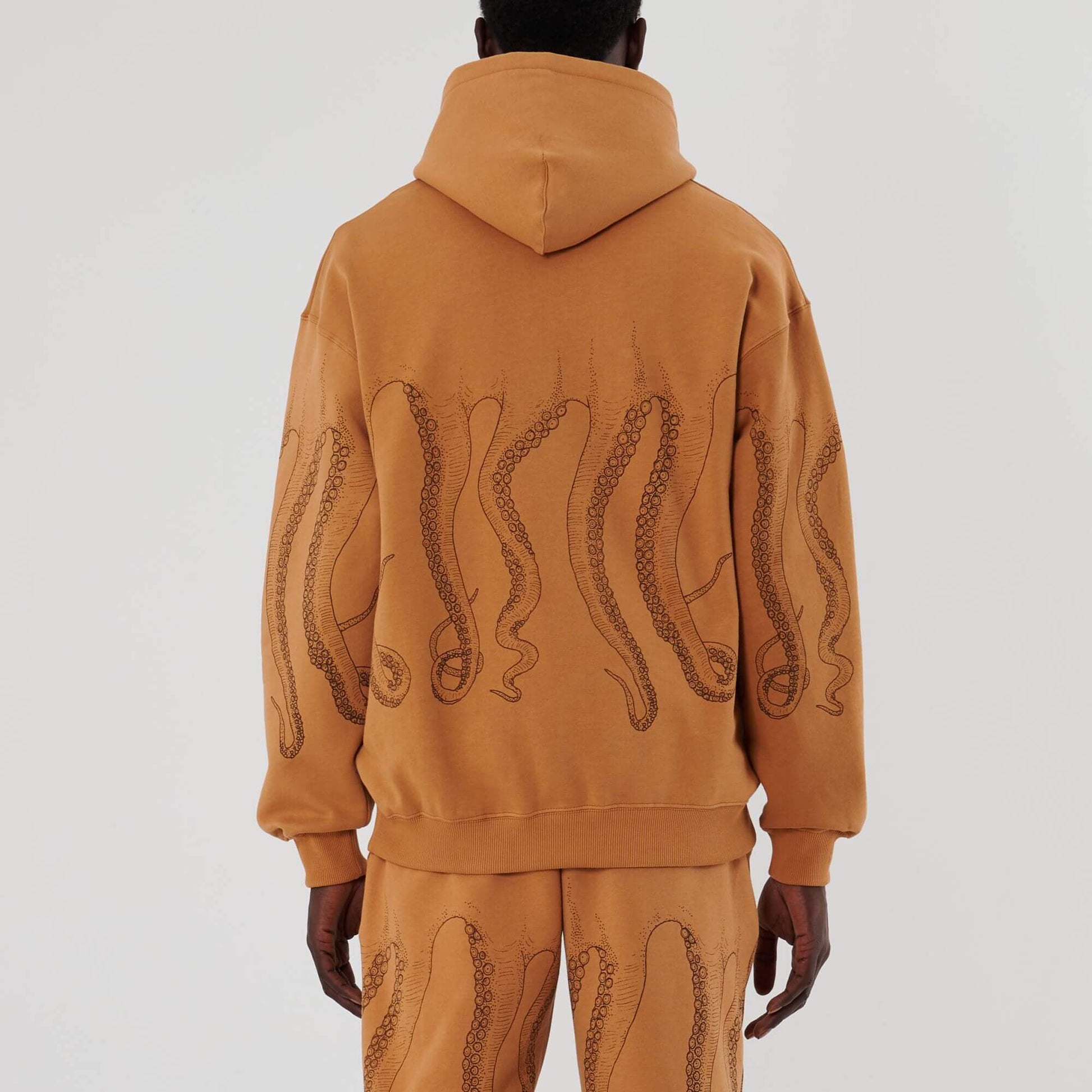OCTOPUS OUTLINE HOODIE COOKIE OCTOPUS €110.0