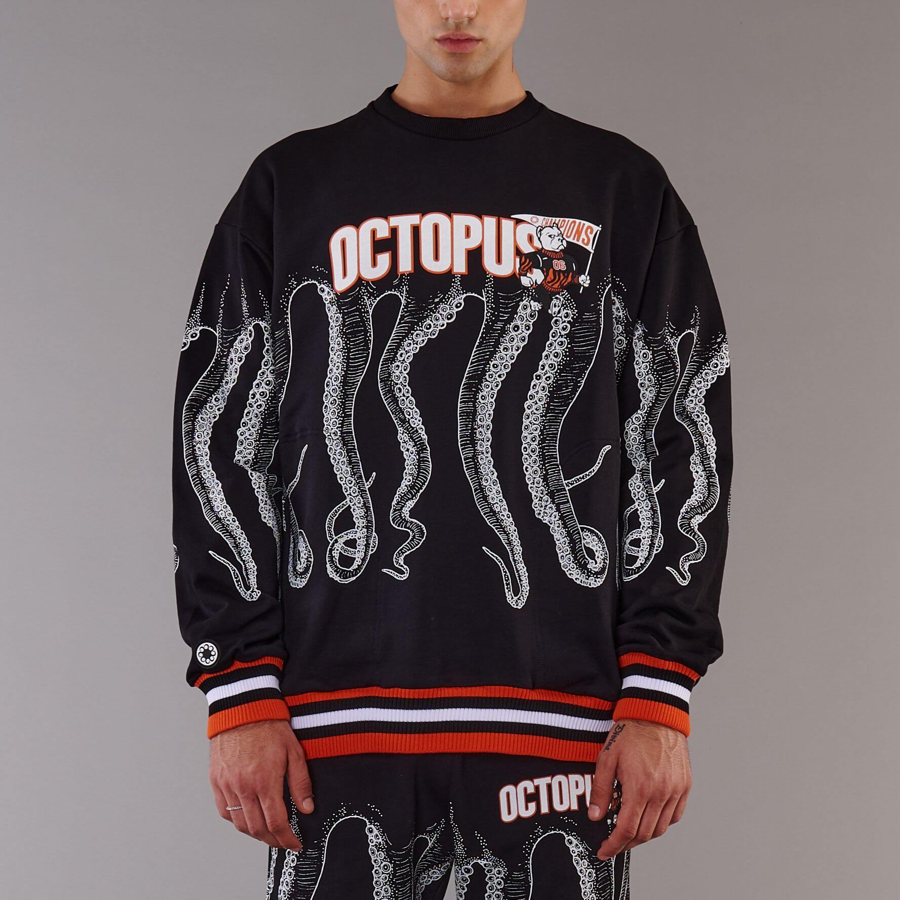 ATHLETIC CREWNECK BLACK OCTOPUS €46.0