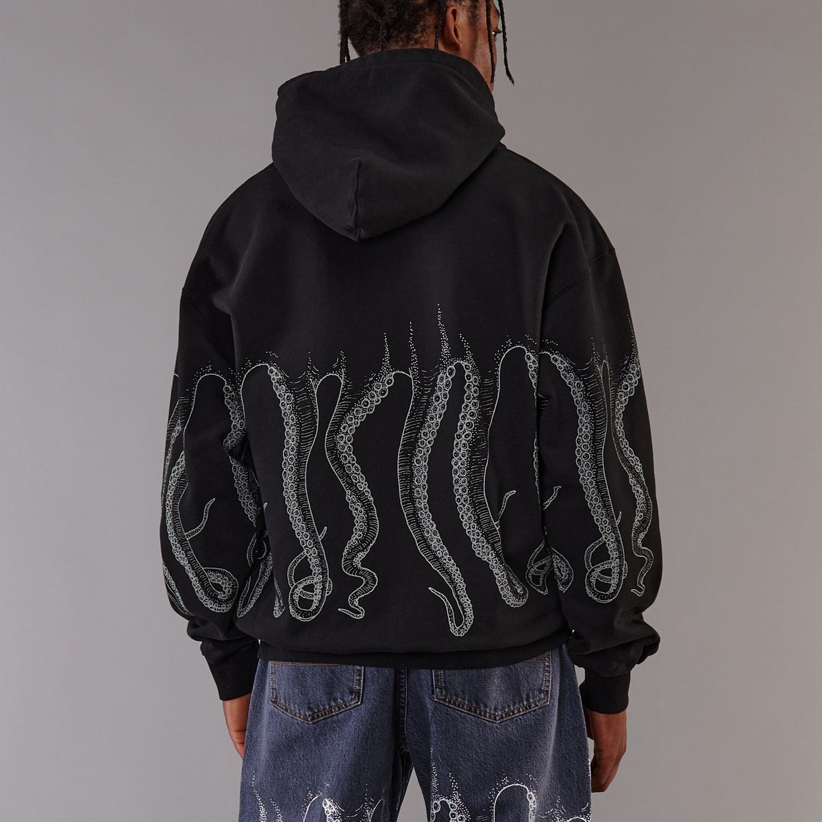 OCTOPUS OUTLINE HOODIE BLACK