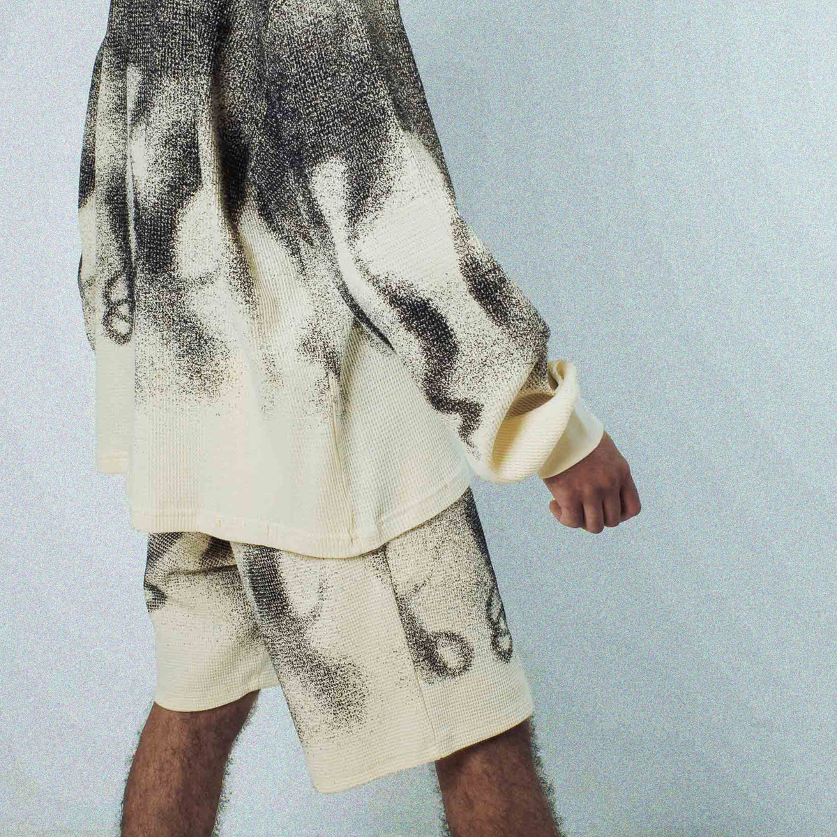 OCTOPUS FADED WAFFLE SWEATSHORTS IVORY