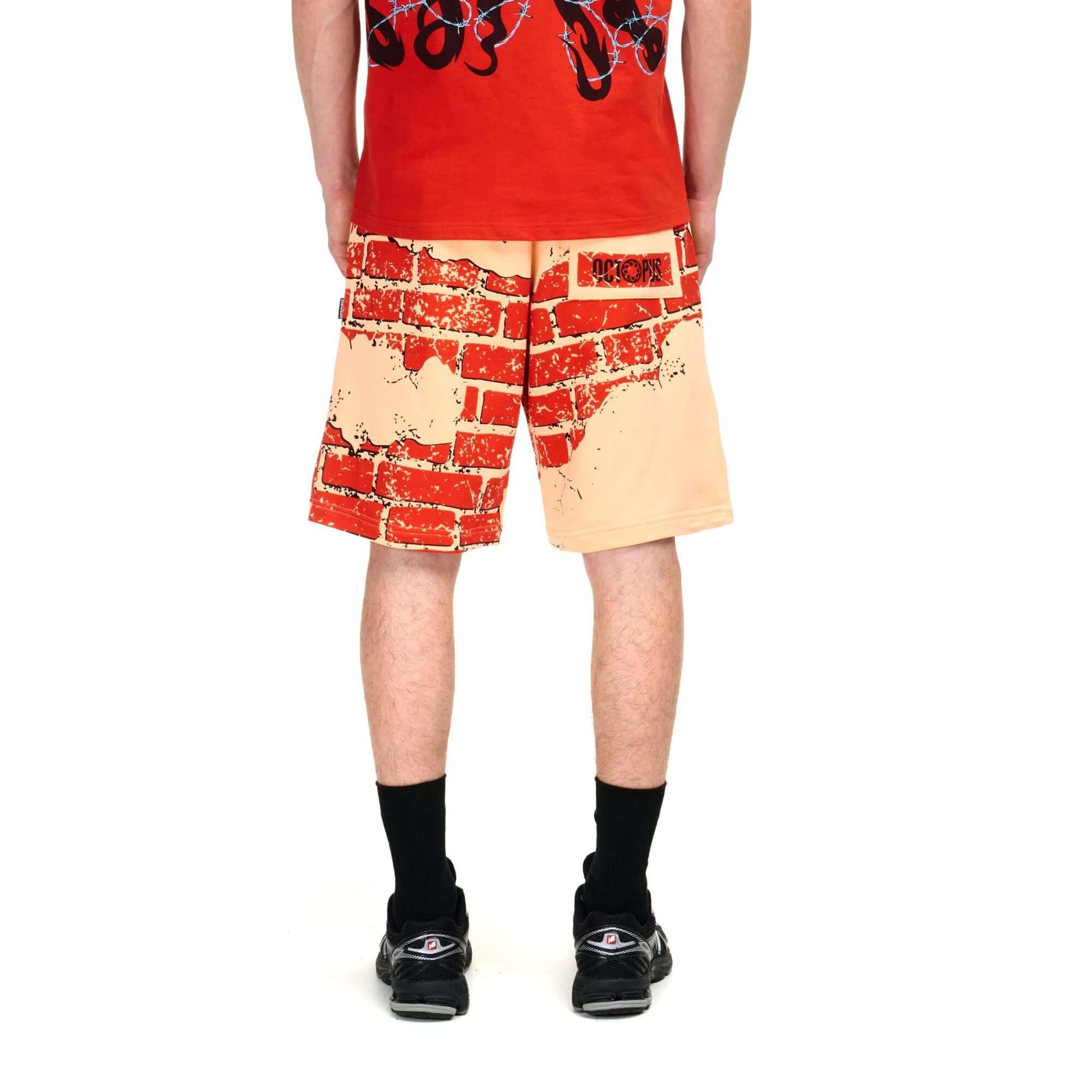BRICKS SWEATSHORTS PEACH OCTOPUS €36.0