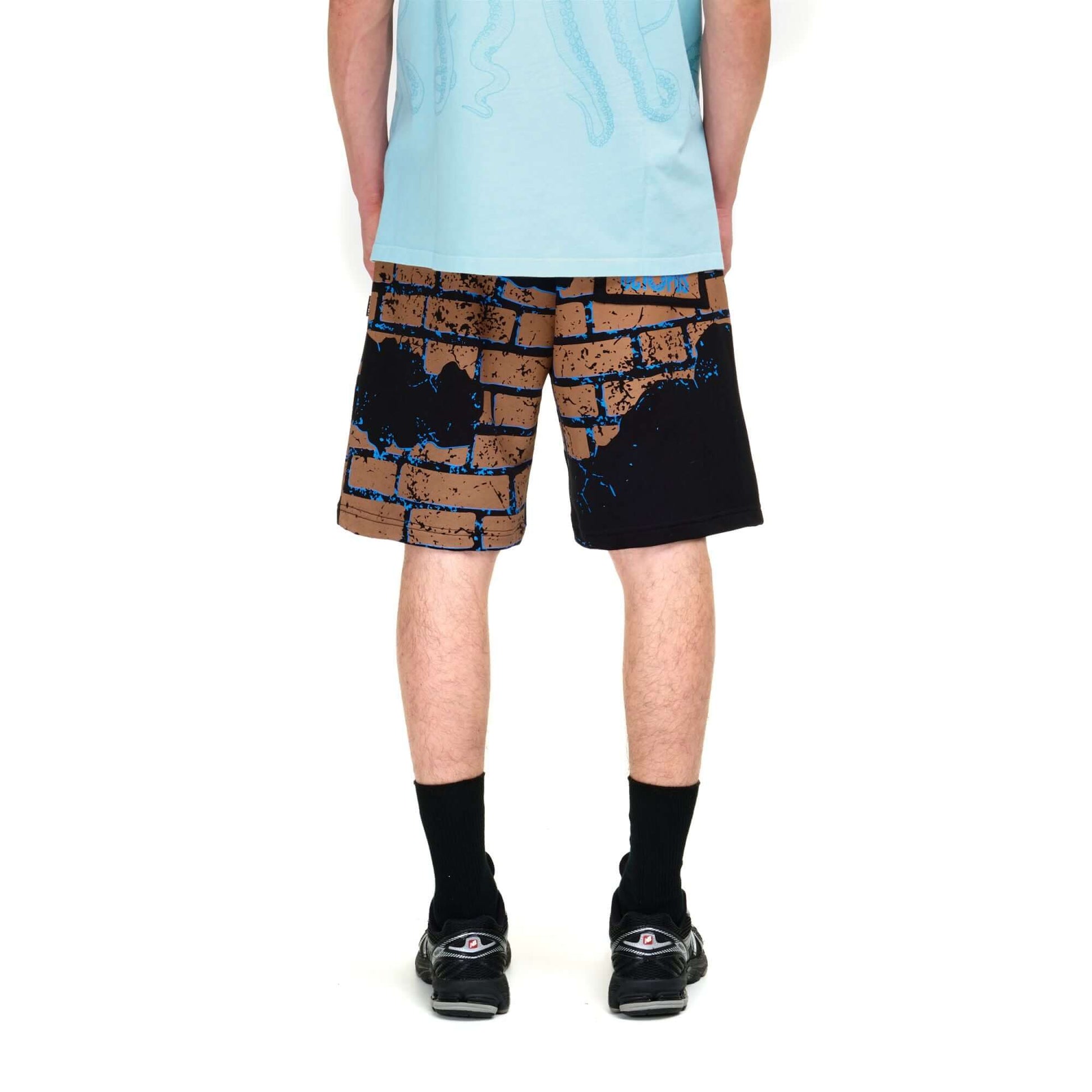 BRICKS SWEATSHORTS BLACK OCTOPUS €36.0
